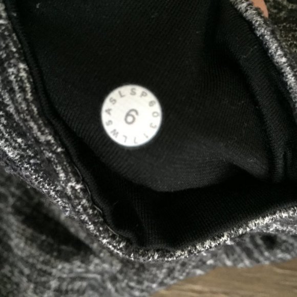 Lululemon Run On Jogger Ringspun Denim Black White - Picture 12 of 15